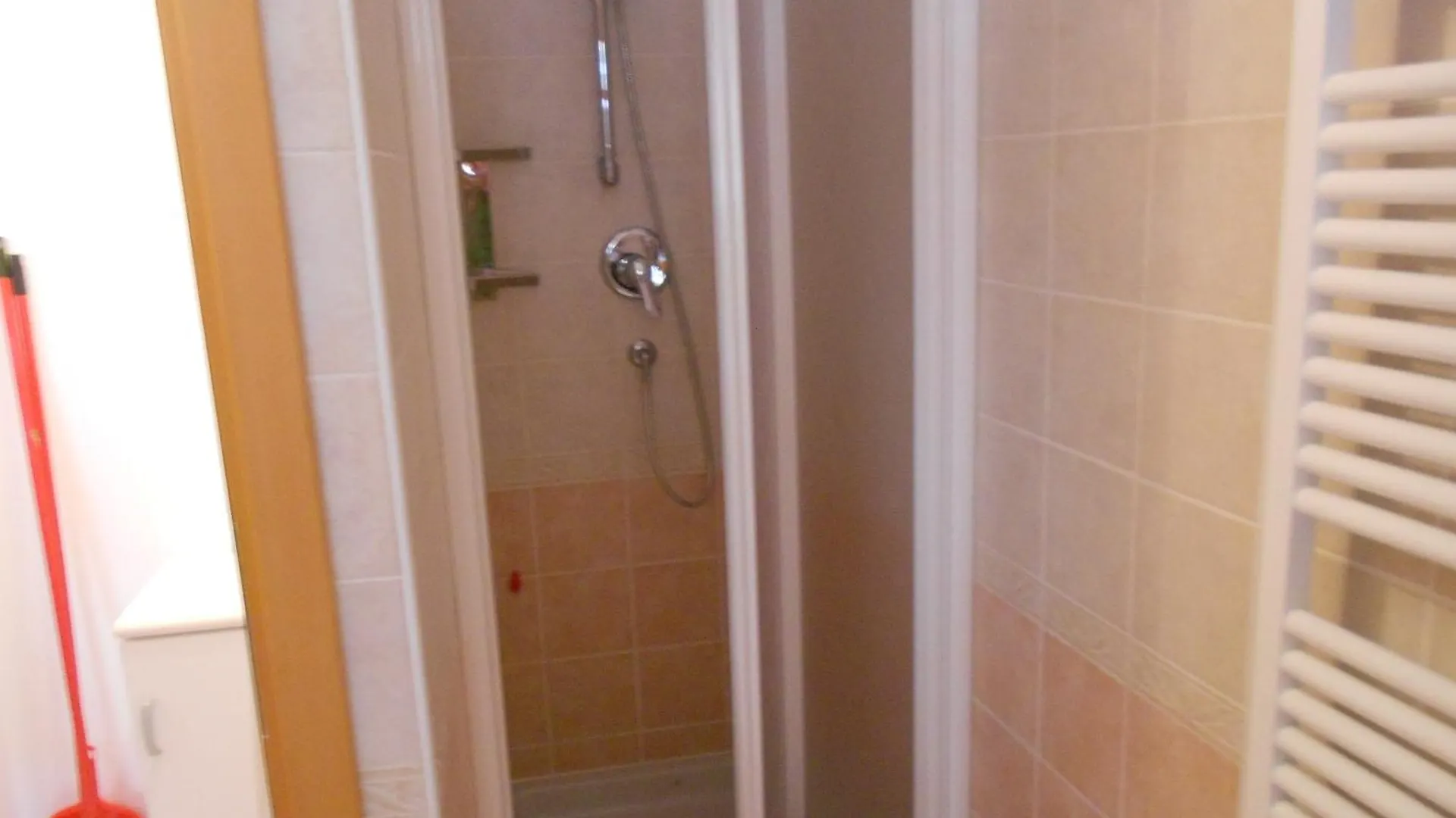 Residence Le Orchidee 보르미오