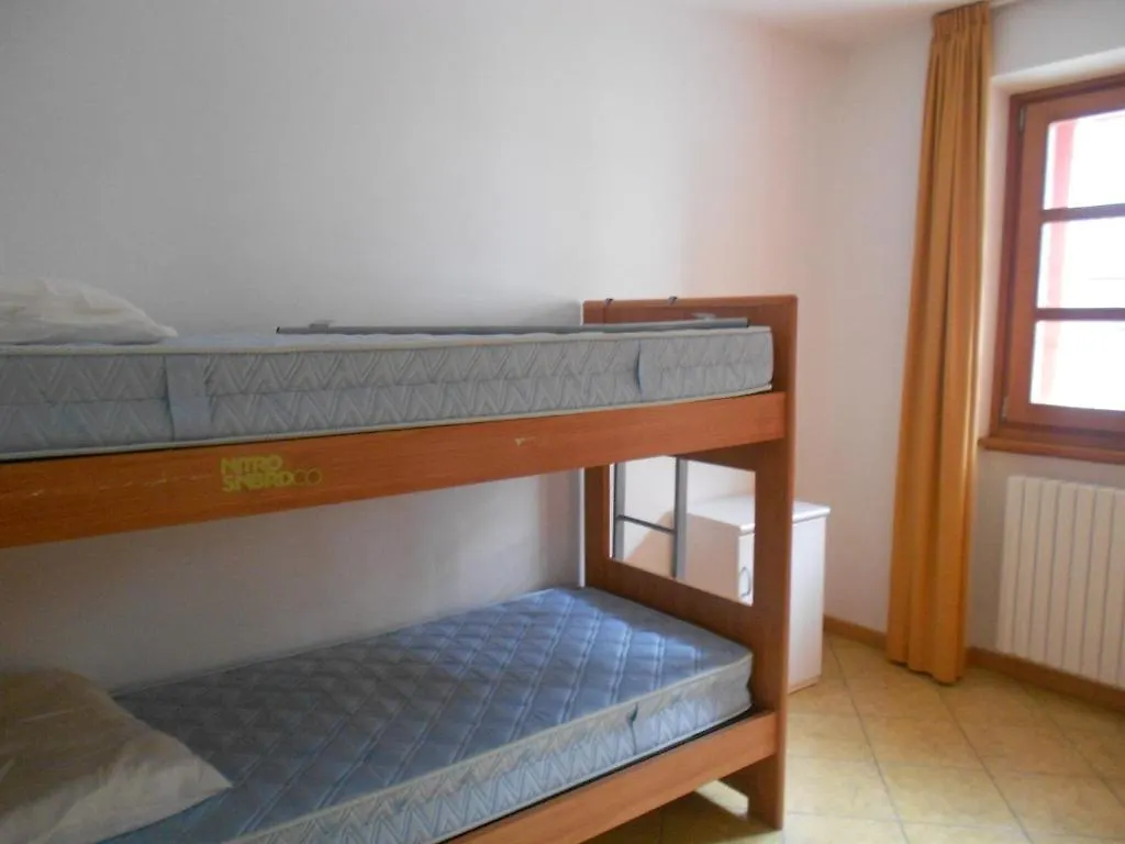 Residence Le Orchidee 보르미오 0*,